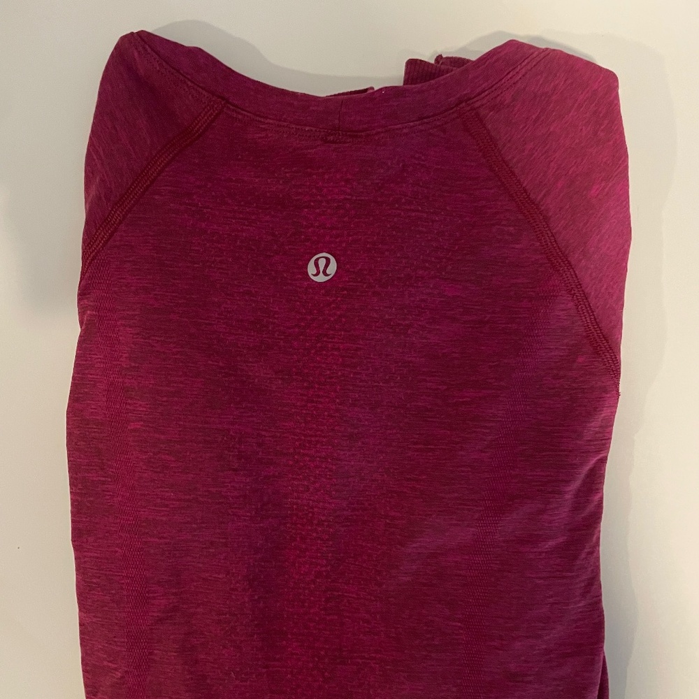 Lululemon swiftly tech long sleeve top